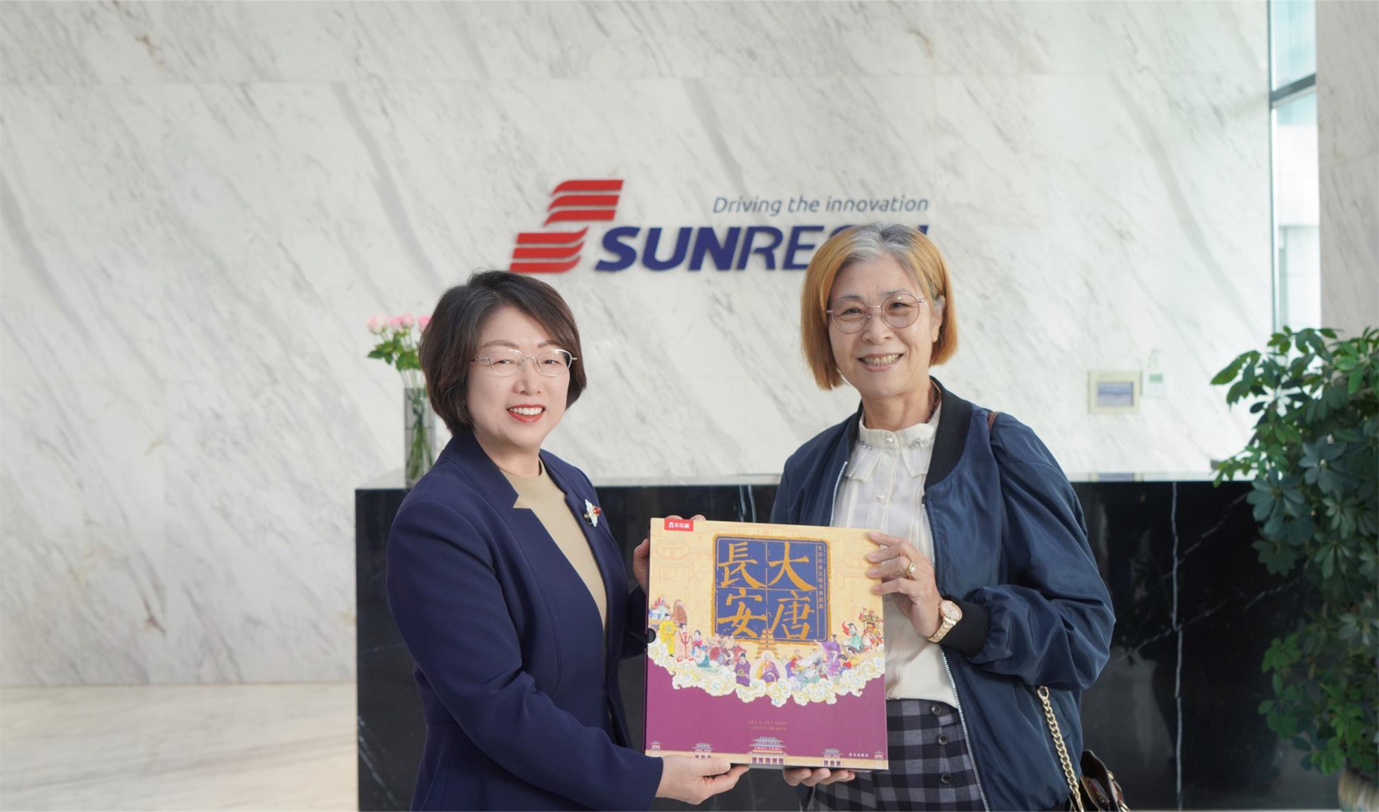 ݷݷ������������������������ӳ������